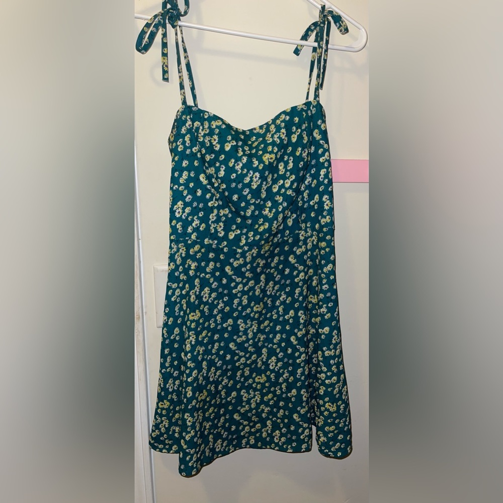 Cute summer sundress!